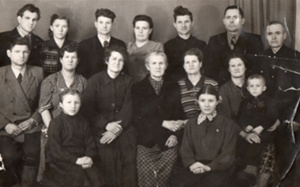 Слово о прапрабабушке. История матери 10 детей, удостоенной в 1947 году звания «Мать-героиня».