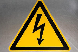 Электробезопасность в быту: правила, которые спасают жизнь