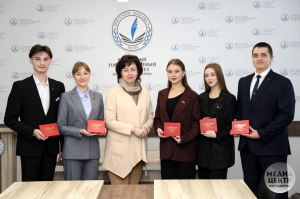 Студенты ВГУ имени П.М. Машерова получили памятные подарки от Президента Беларуси