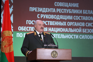 Лукашенко потребовал наверстать упущенное в отношении беспилотной авиации