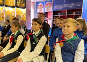 Диалог поколений, посвященный 105-летию комсомола, прошел в витебской школе