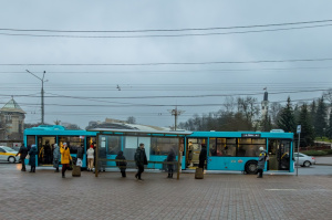 В связи с увеличением пассажиропотока в Никрополье и Тарном увеличат число трамваев и автобусов