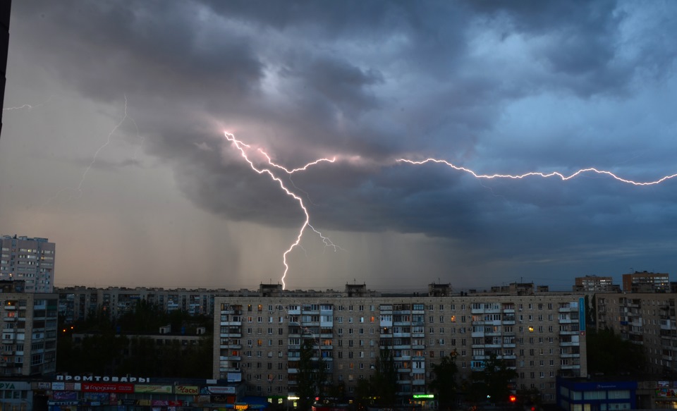 Гроза погода весна дождь