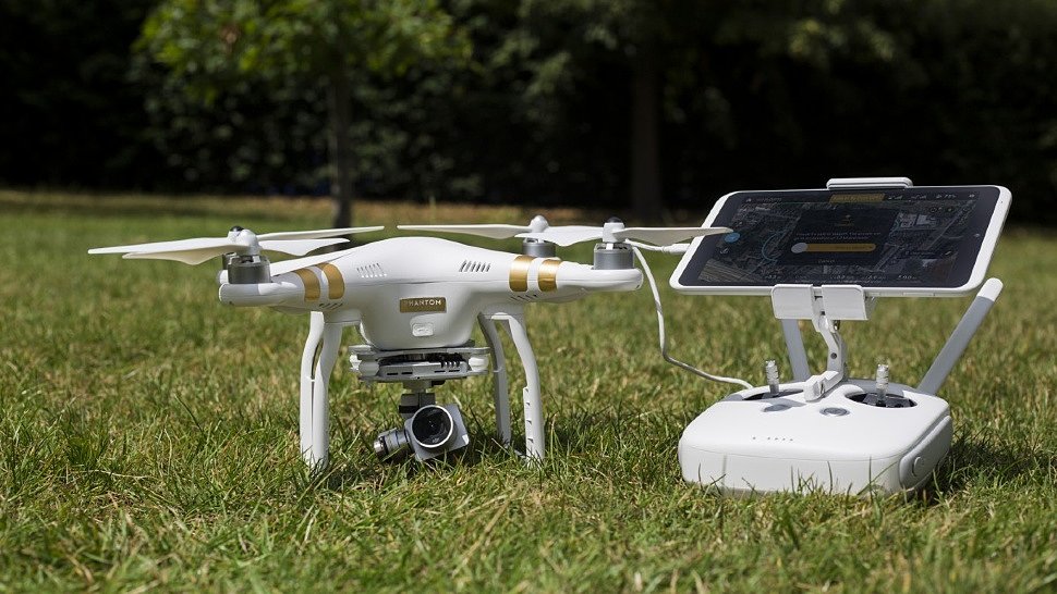 Беспилотник Phantom 3 Professional
